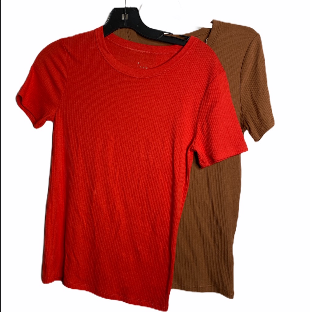 (2) Tops Bundle
